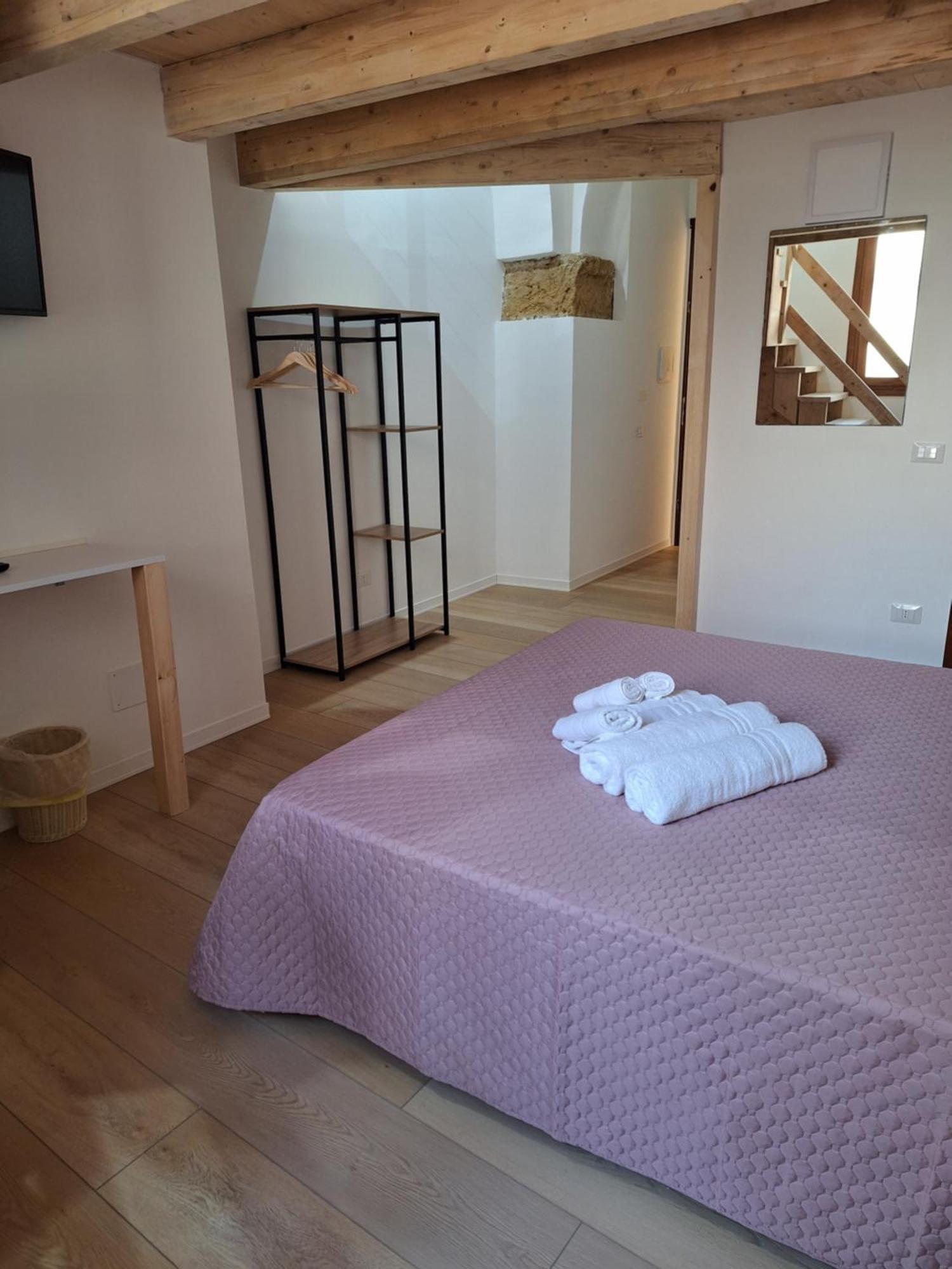 Cortile Merce Aparthotel Trapani