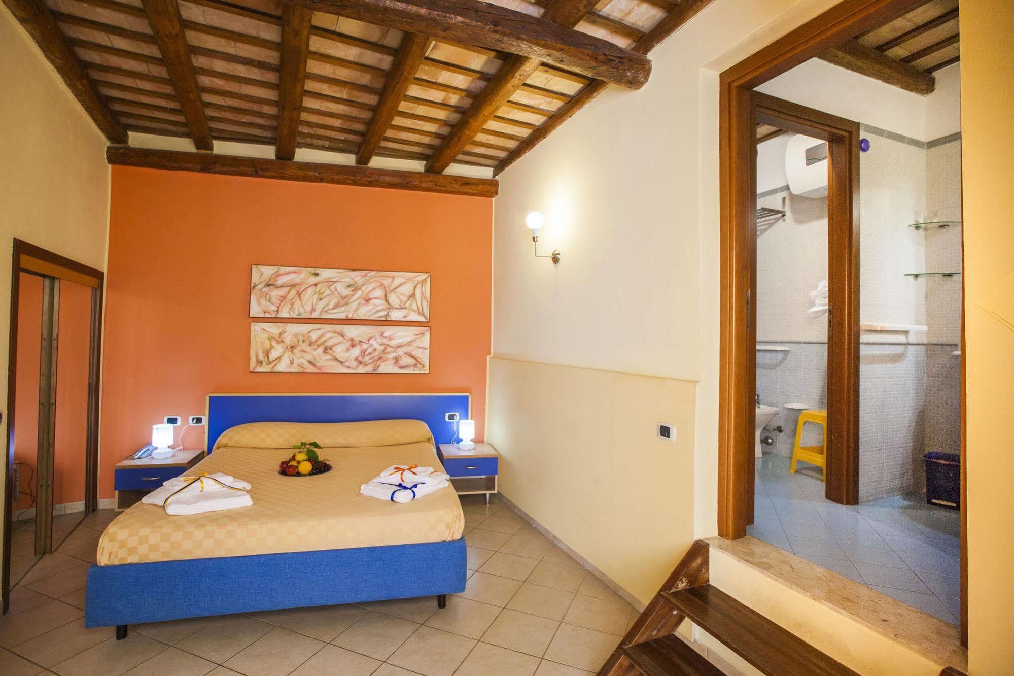 Cortile Merce 2* Trapani
