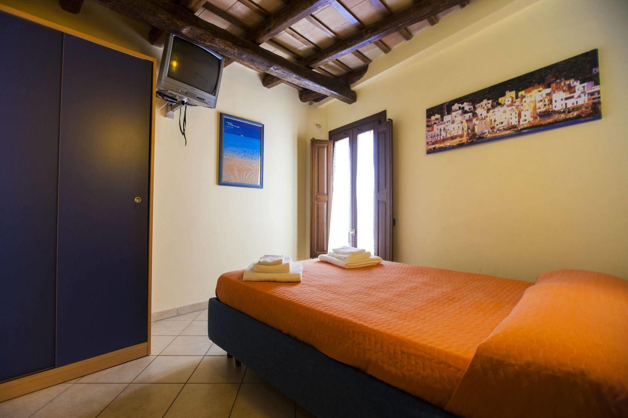 Aparthotel Cortile Merce Trapani